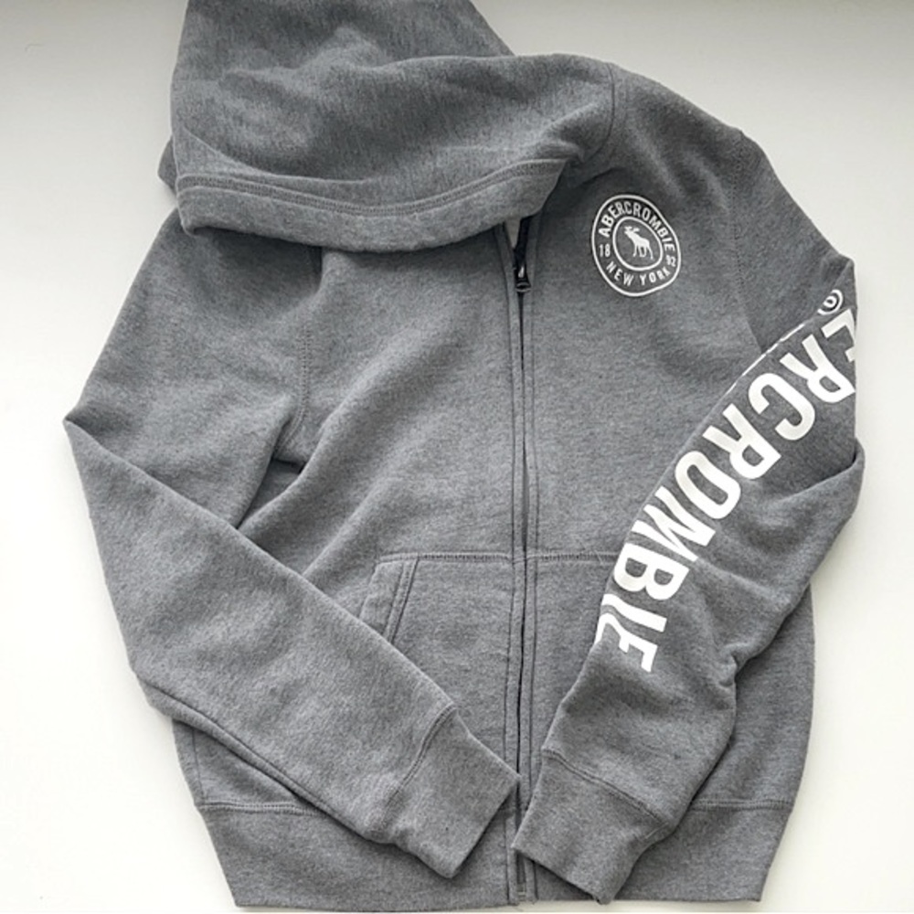 Gray Abercrombie zip up hoodie size kids 11/12